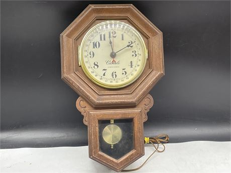 CARIOLE ELECTRIC WALL CLOCK 11”x16”
