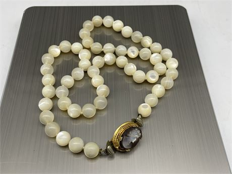 ANTIQUE MOONSTONE CAMEO BEADED NECKLACE 22” LONG