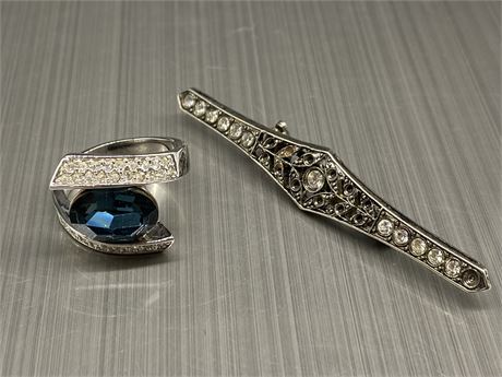 LARGE BLUE STONE DRESS RING & DECO STYLE PIN