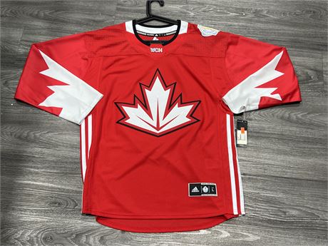 NEW W/TAGS TEAM CANADA WORLD CUP HOCKEY JERSEY SIZE L
