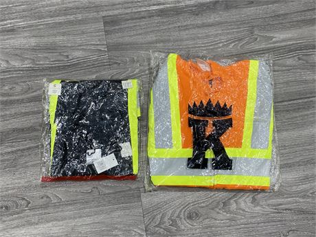2 NEW SAFETY WEAR - SIZE SMALL