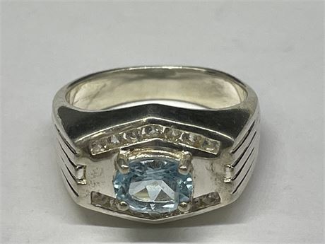 VINTAGE 925 STERLING AQUAMARINE RING W/ SMALL CRYSTALS OR DIAMONDS - SIZE 10