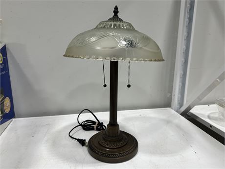 HEAVY SIDE TABLE LAMP (20” tall)