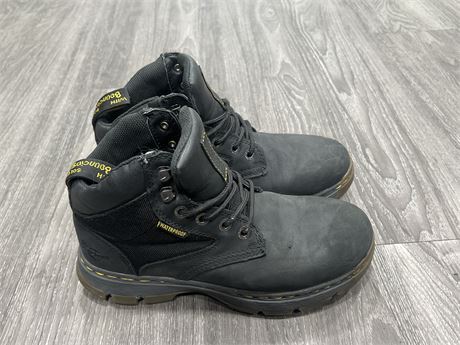 DR.MARTIN WATER PROOF BOOTS - MENS 9 / LADIES 10