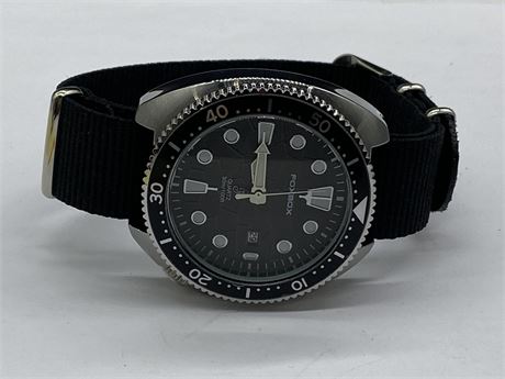 NEW FOXBOX 30M DIVING WATCH - WORKING