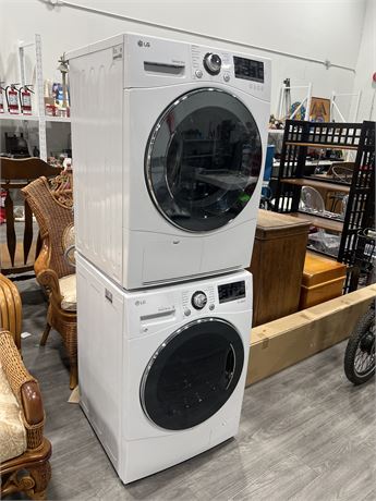 LG STACKING WASHER & DRYER - WORKING - EXCELLENT COND.