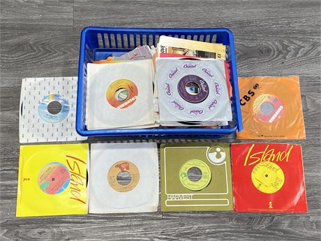 LARGE SELECTION OF 45 VINYLS