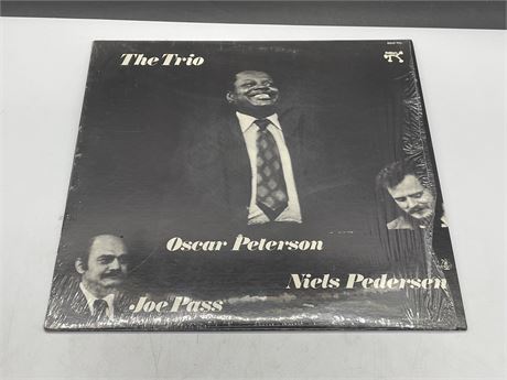 OSCAR PETERSON/JOE PASS/NIELS PEDERSON - THE TRIO - NEAR MINT (NM)