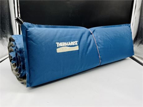 THERM-A-REST BASE CAMP SLEEPING PAD