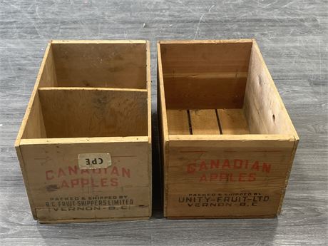 2 CANADIAN APPLES WOODEN CRATES (12”X19.5”X11”)