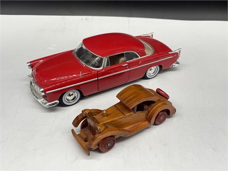 1:24 SCALE RED CHRYSLER 300 DIECAST + MASSIMO DATTI WOODEN ROADSTER 4”