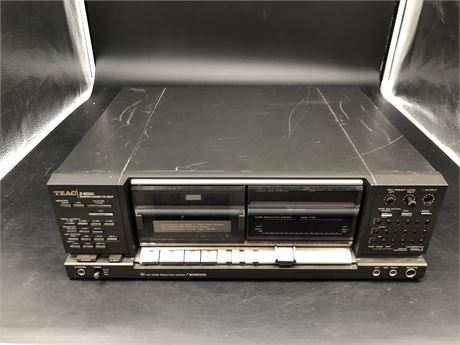 TEAC Z-5000 MASTER CASSETTE DECK (POWERS UP / MISSING OUTPUT DIAL)