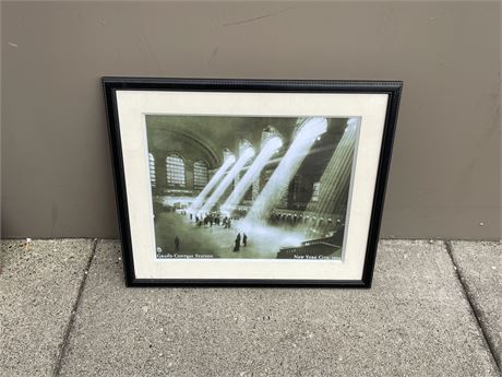 FRAMED PRINT “Grand Central Station NYC” (21x25”)