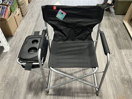 FOLD OUT CHAIR W/COOLER ATTACHED - LIKE NEW
