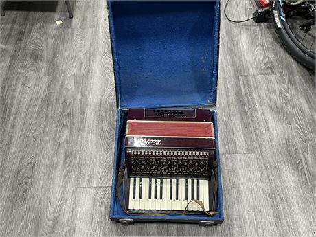 EARLY VULKAN (MADE IN GERMANY) ACCORDION W/ CASE