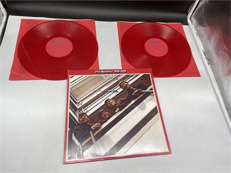 VINTAGE THE BEATLES 1962-1966 DOUBLE ALBUM RED VINYL- (VG+)