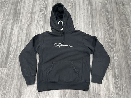 AUTHENTIC SUPREME CLASSIC LOGO HOODIE - SIZE M