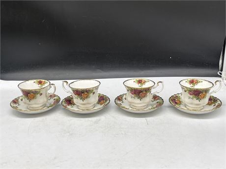 4 ROYAL ALBERT CUPS + SAUCERS - OLD COUNTRY ROSES