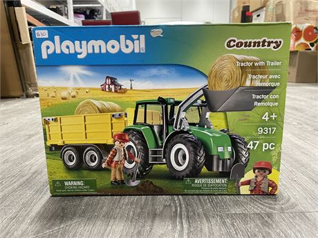 FACTORY SEALED PLAYMOBIL COUNTRY TRACTOR WITH TRAILER 9317