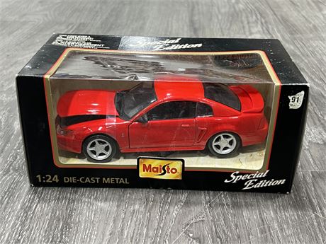 1:24 SCALE DIECAST 1999 MUSTANG IN BOX