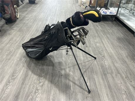 GOLF SET - WOODS, IRONS, WEDGES & PUTTER - TAYLORMADE, MIZUNO + OTHERS