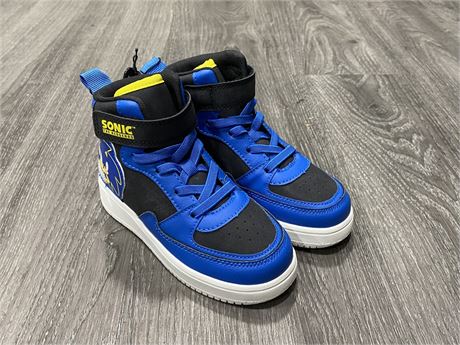 NEW SONIC KIDS HIGH TOP SHOES - SIZE 12