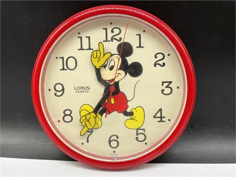VINTAGE MICKEY MOUSE LORUS WALL CLOCK