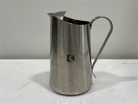 STAINLESS STEEL CP AIR PITCHER