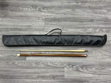 Urban Auctions - SIGNED RAY REARDON PROFESSIONAL SNOOKER CUE W/CASE