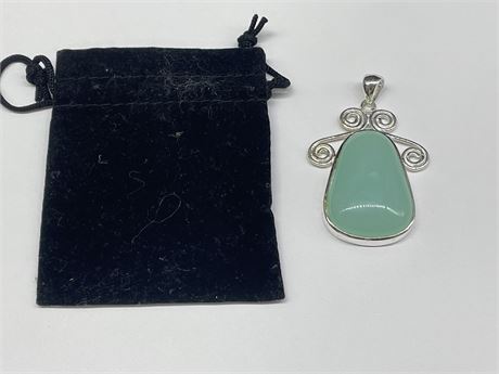 925 MARKED BLUE CHALCEDONY PENDANT