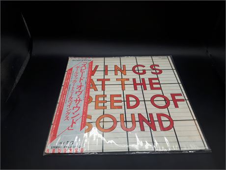 WINGS AT THE SPEED OF SOUND (JAPANESE EDITION) - EXCELLENT CONDITION - VINYL