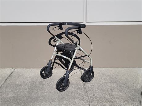 FOLDABLE WALKER WITH SEAT