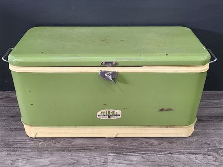 VINTAGE GREEN THERMOS COOLER (22"x13"Dm - 14.5"Height)