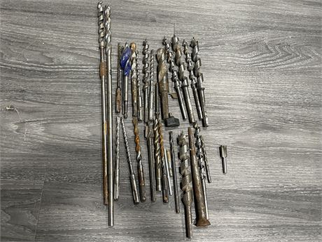 ASSORTED DRILL BITS (LARGEST 18”)