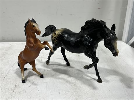 2 BREYER HORSES (Largest is 12.5” long)