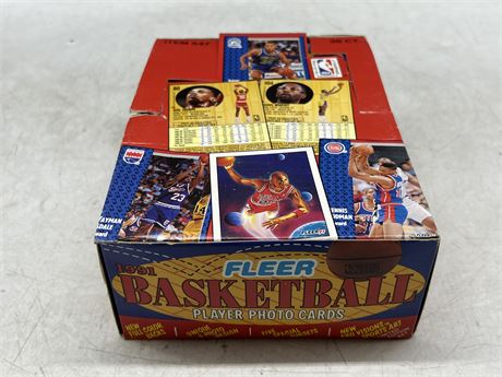 36 UNOPENED 1991 FLEER NBA WAX PACKS