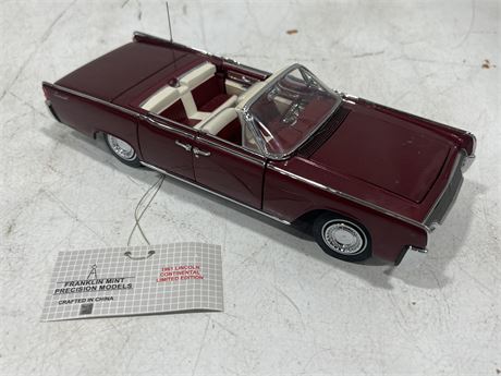 FRANKLIN MINT 1:24 SCALE LIMITED EDITION 1961 LINCOLN CONTINENTAL DIECAST