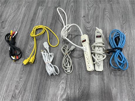 LOT OF ELECTRONIC CORDS INCLUDING EXTENSION CORDS, POWER BANKS, ETC