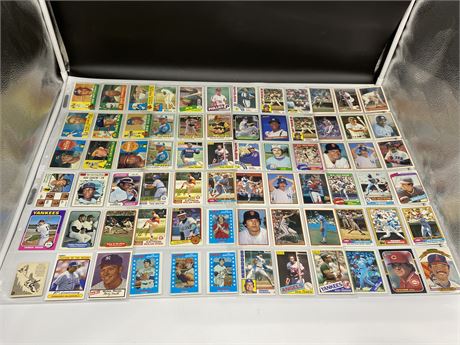 72 VINTAGE MLB CARDS - MANTLE IS A REPRINT