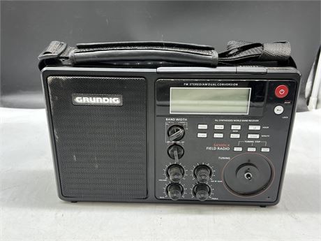 GRUNDIG S450DLX FIELD RADIO