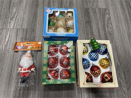 3 BOXES VINTAGE CHRISTMAS BULBS & SANTA DECORATION