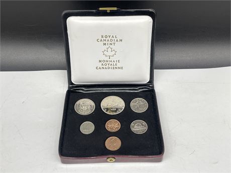 ROYAL CANADIAN MINT 1975 COIN SET