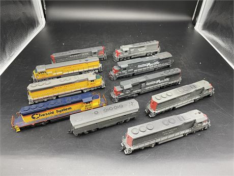10 TRAIN PIECES (SOME HEAVY)