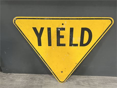 HEAVY METAL YIELD STREET SIGN (28”x24”)