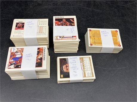 LOT OF 1990s NBA CARDS