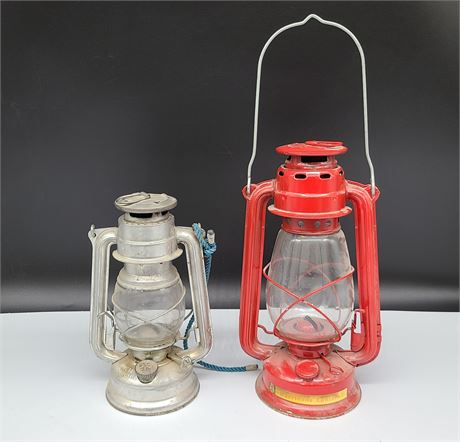 2 VINTAGE LANTERNS (11.8" and 9.5" tall)