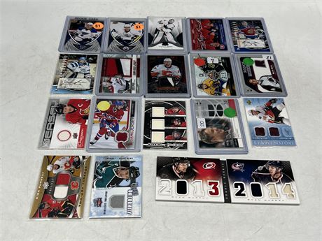 18 NHL CARDS - MOSTLY ROOKIES, AUTO, JERSEY, NUMBERED CARDS