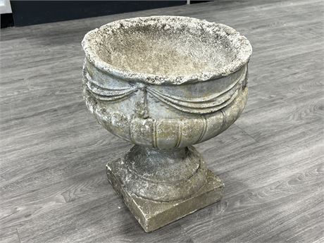HEAVY CEMENT PLANTER (18” tall)