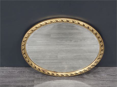 VINTAGE OVAL GUILDED MIRROR 22"X18"