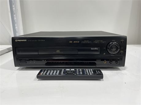 PIONEER LASER-DISC PLAYER W/REMOTE (WORKING)